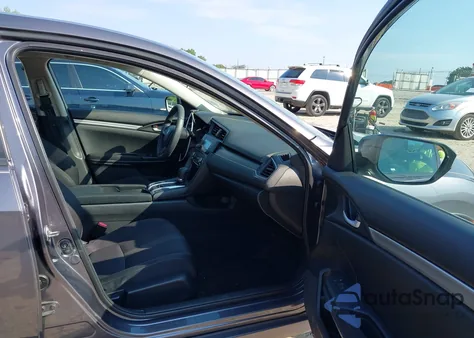 2017 Honda Civic Lx z USA, uszkodzony, nr VIN 19XFC2F55HE068605